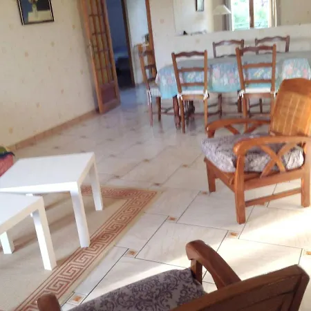 Confortable A Saint-martin, 60 M², Jardin Spacieux *