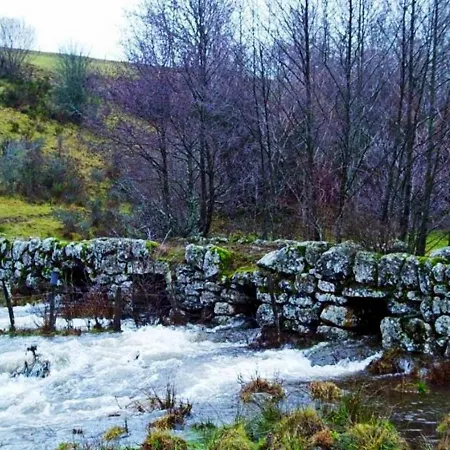 Confortable A Saint-martin, 60 M², Jardin Spacieux