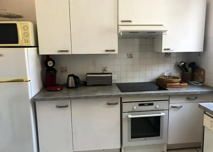 Confortable A Saint-martin, 60 M², Jardin Spacieux Saint-Martin-sous-Vigouroux